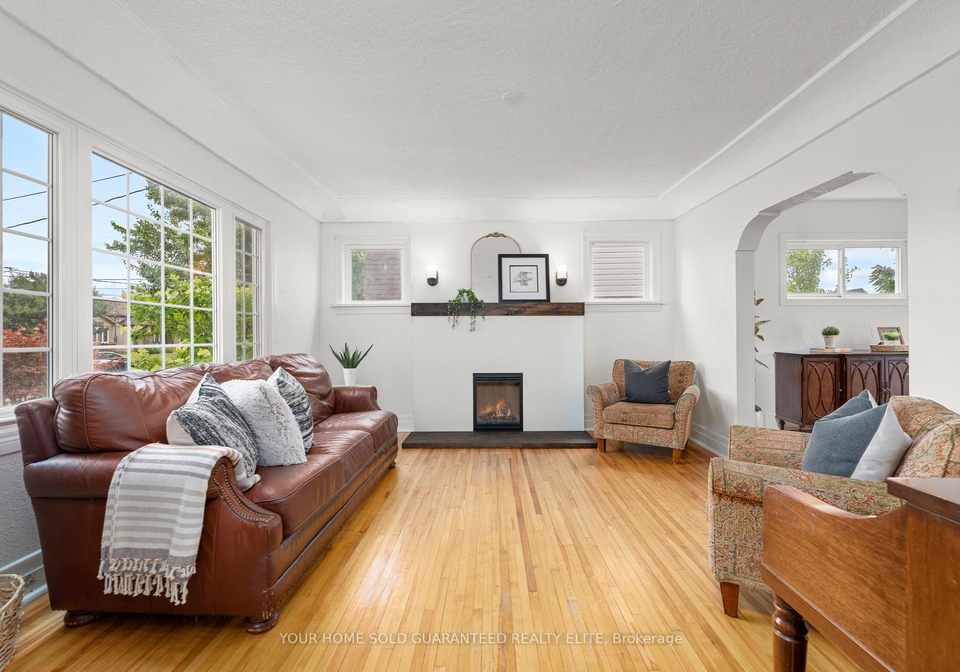 107-wallace-avenue-s-welland-ontario-x12370694