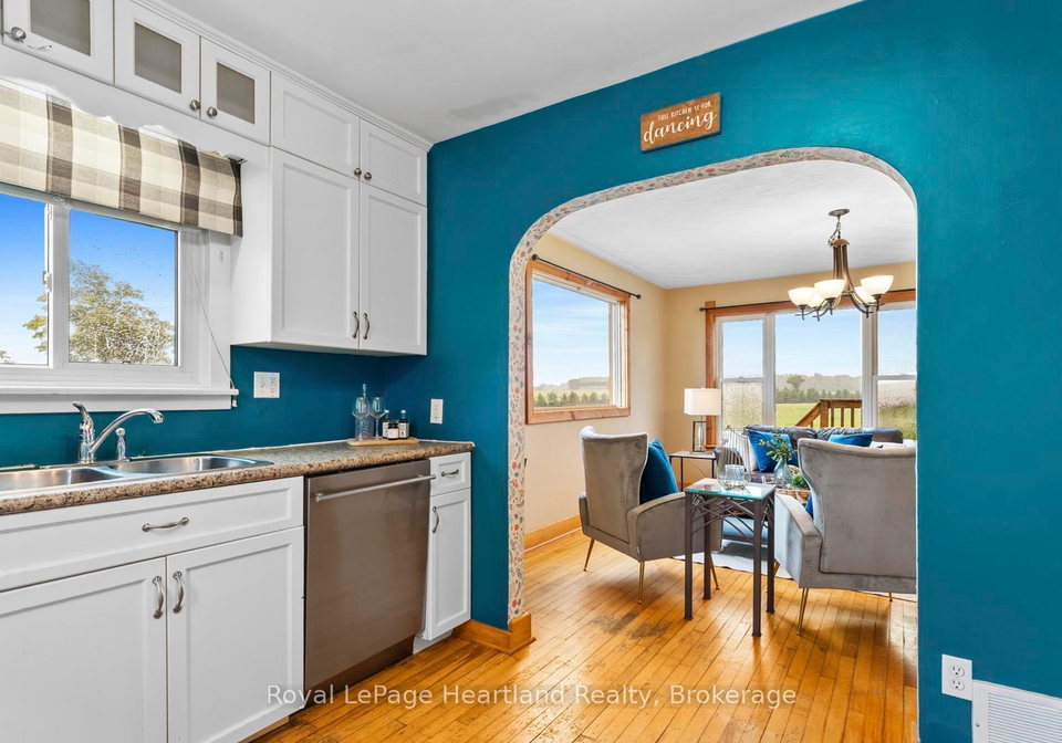 41553-summerhill-road-s-central-huron-ontario-x12370779
