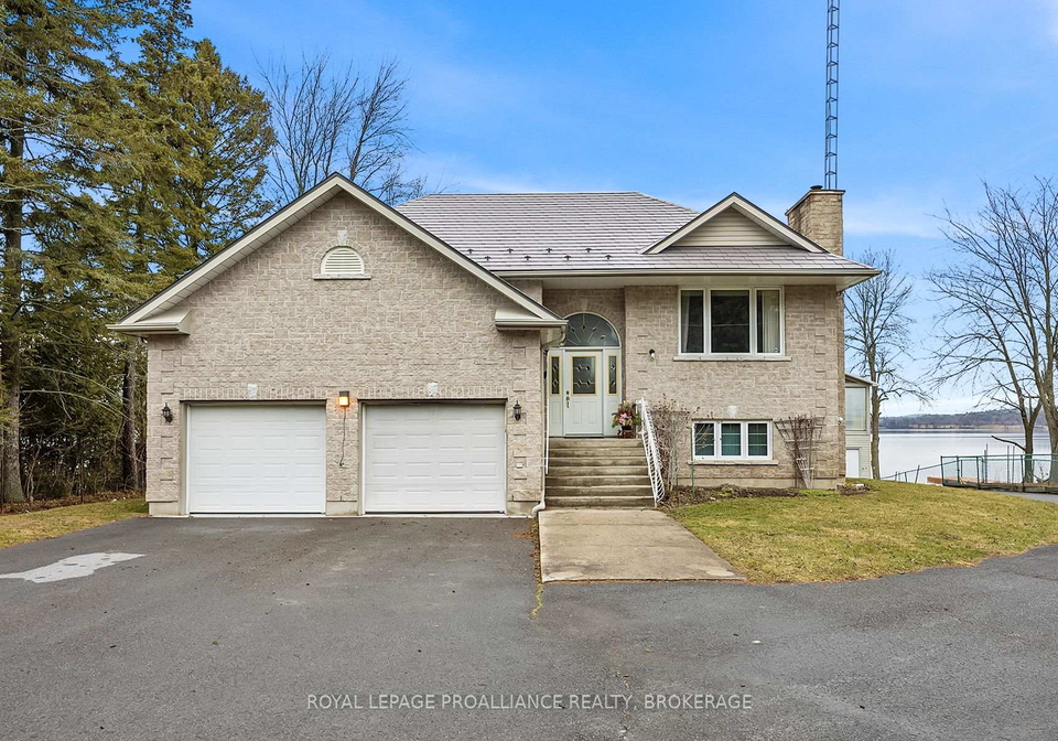 1-leavis-shores-frontenac-islands-ontario-x12370879