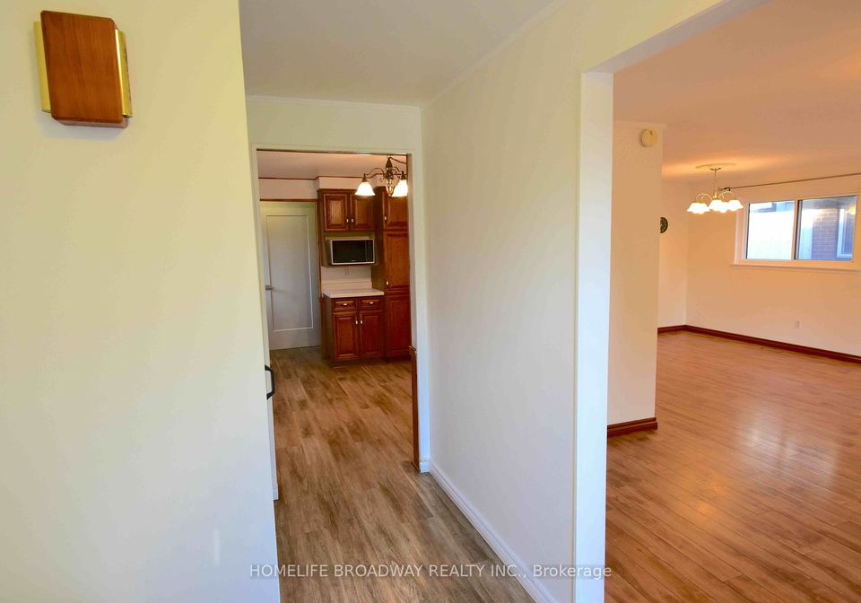 126-hazelglen-drive-kitchener-ontario-x12370956