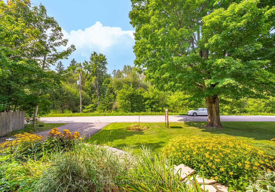 21-nelson-street-centre-wellington-ontario-x12370989