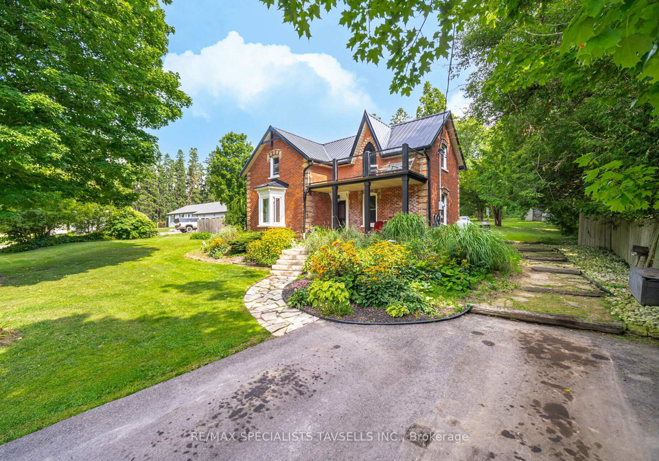 21-nelson-street-centre-wellington-ontario-x12370989
