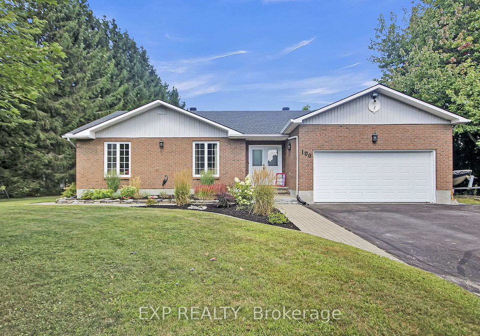 100-des-pins-street-russell-ontario-x12371358