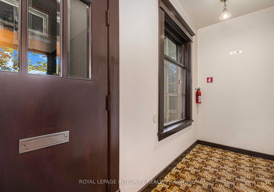 220-powell-avenue-ottawa-ontario-x12371382