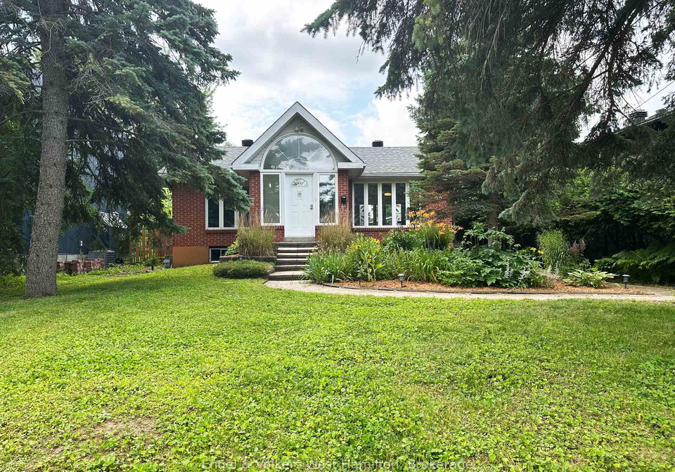 20-nesbitt-street-e-ottawa-ontario-x12371436
