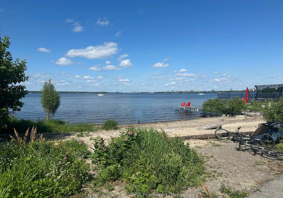 20-nesbitt-street-e-ottawa-ontario-x12371436