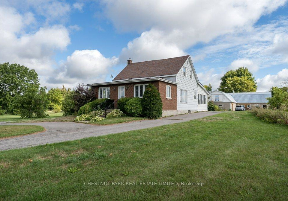344-county-road-5-prince-edward-county-ontario-x12371466