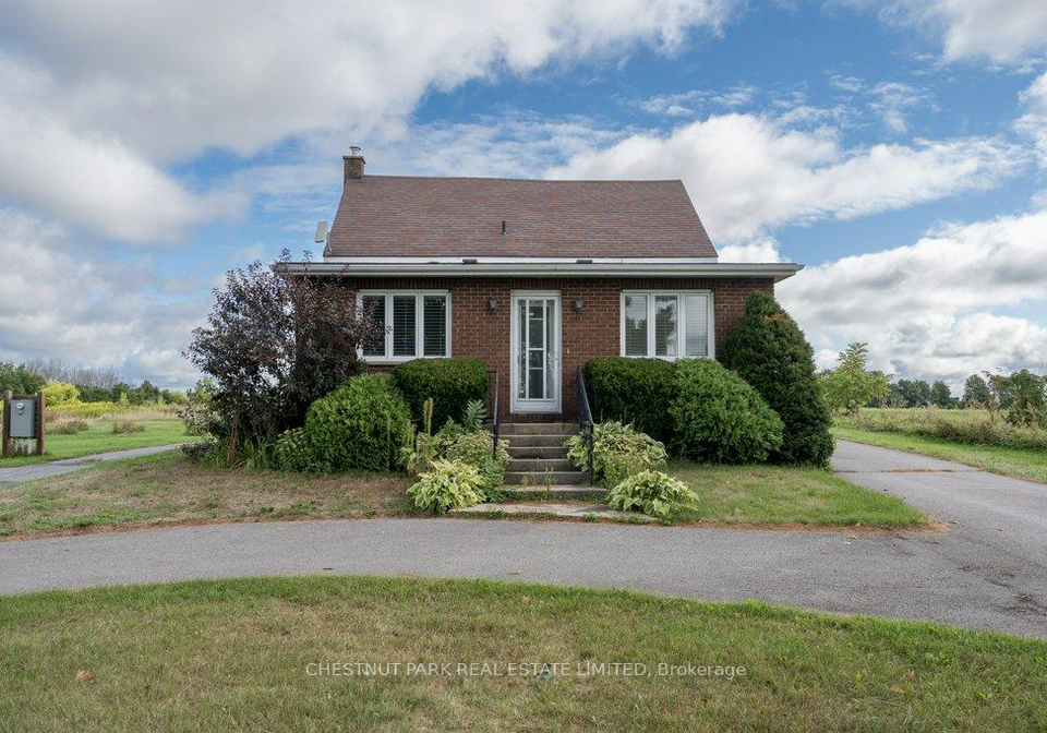 344-county-road-5-prince-edward-county-ontario-x12371466