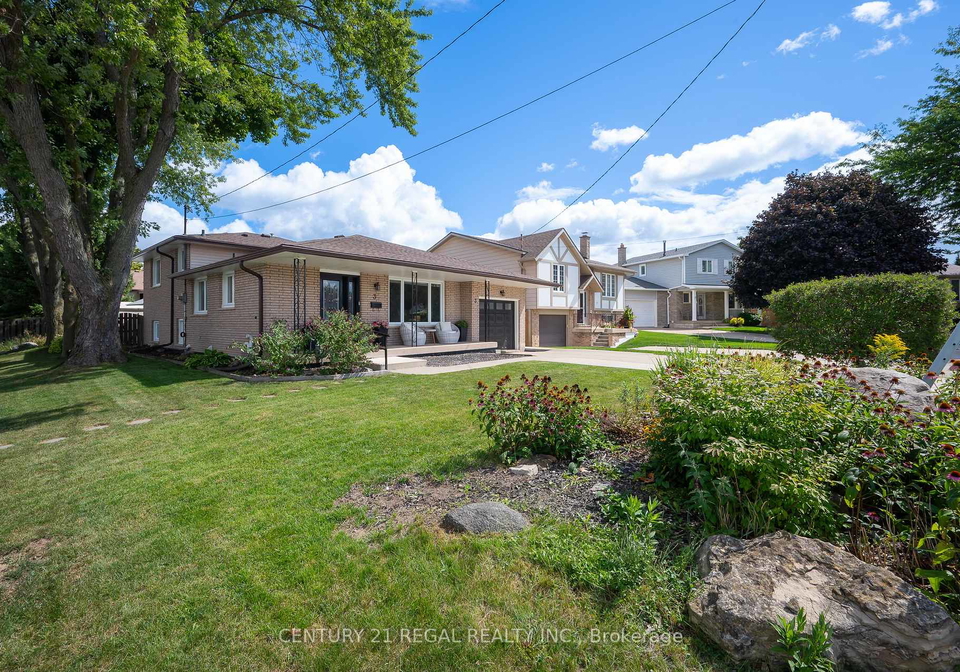 3-mentino-court-hamilton-ontario-x12371477