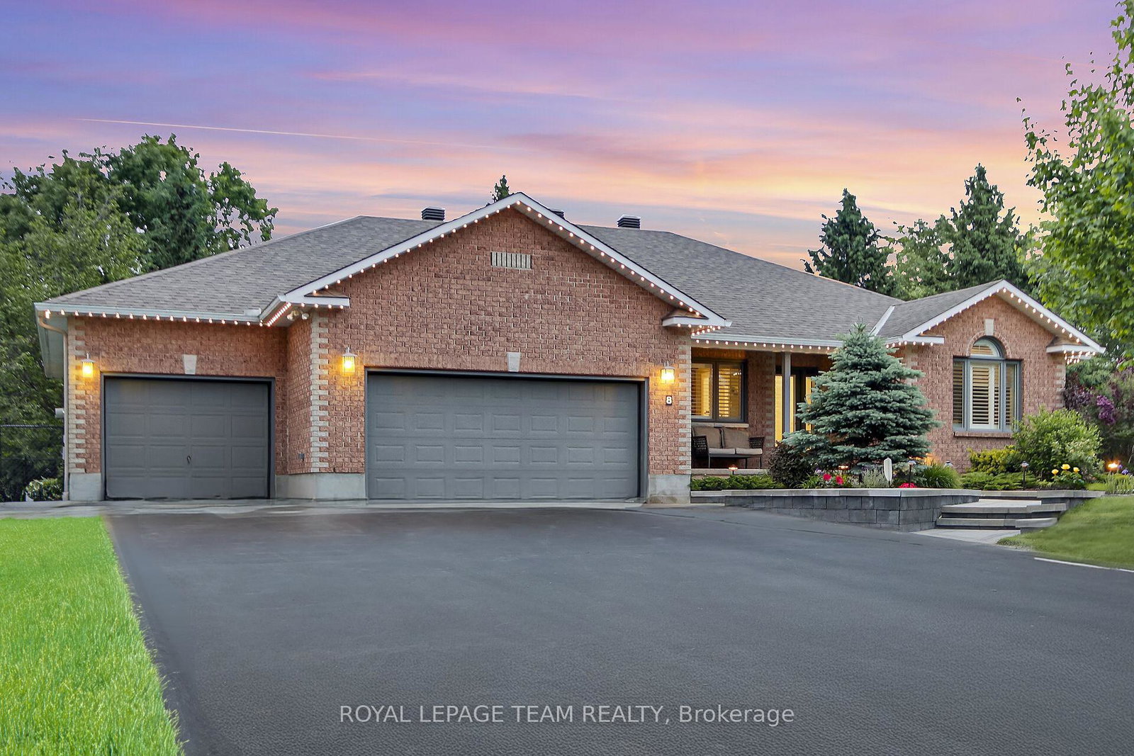 8-richland-drive-ottawa-ontario-x12371645