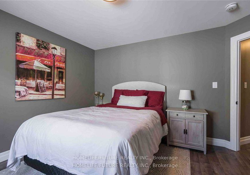 40-ambrosia-terrace-quinte-west-ontario-x12371657