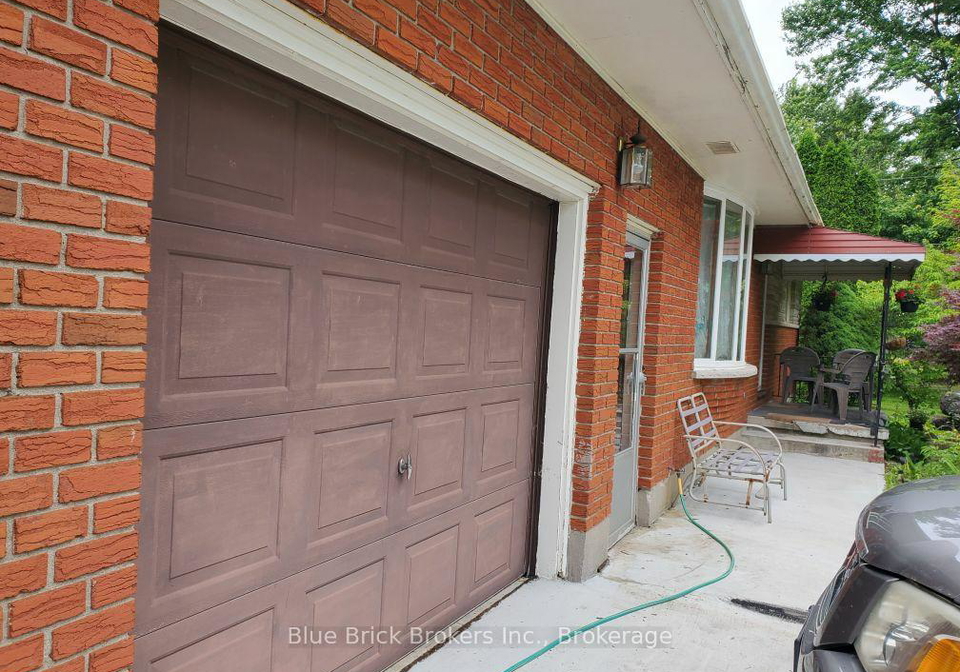 10440-sinclair-drive-n-middlesex-centre-ontario-x12371693