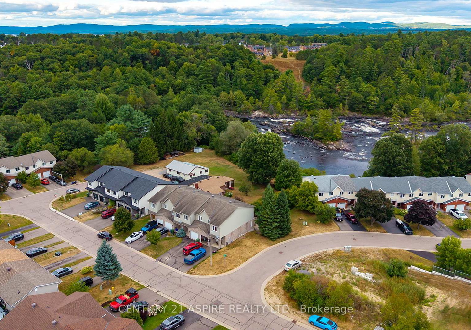 33-northbrook-road-petawawa-ontario-x12371792