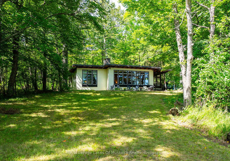 1053-robson-lane-lake-of-bays-ontario-x12371838