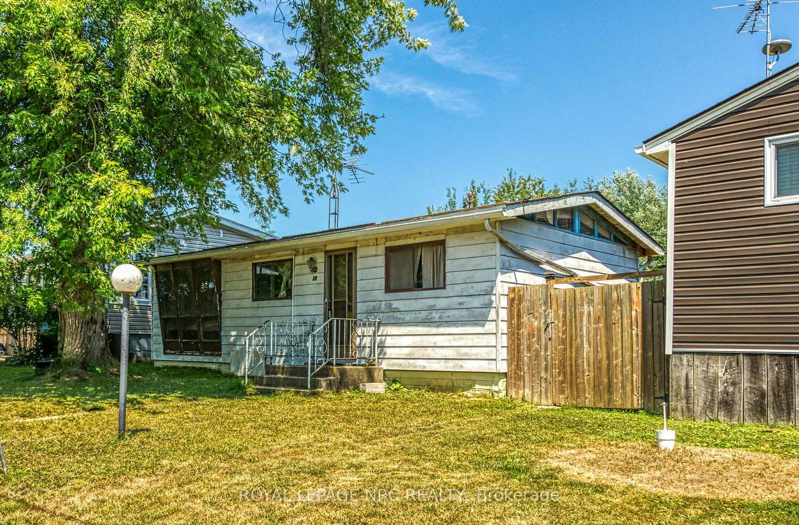 16-westmoreland-lane-haldimand-ontario-x12371880