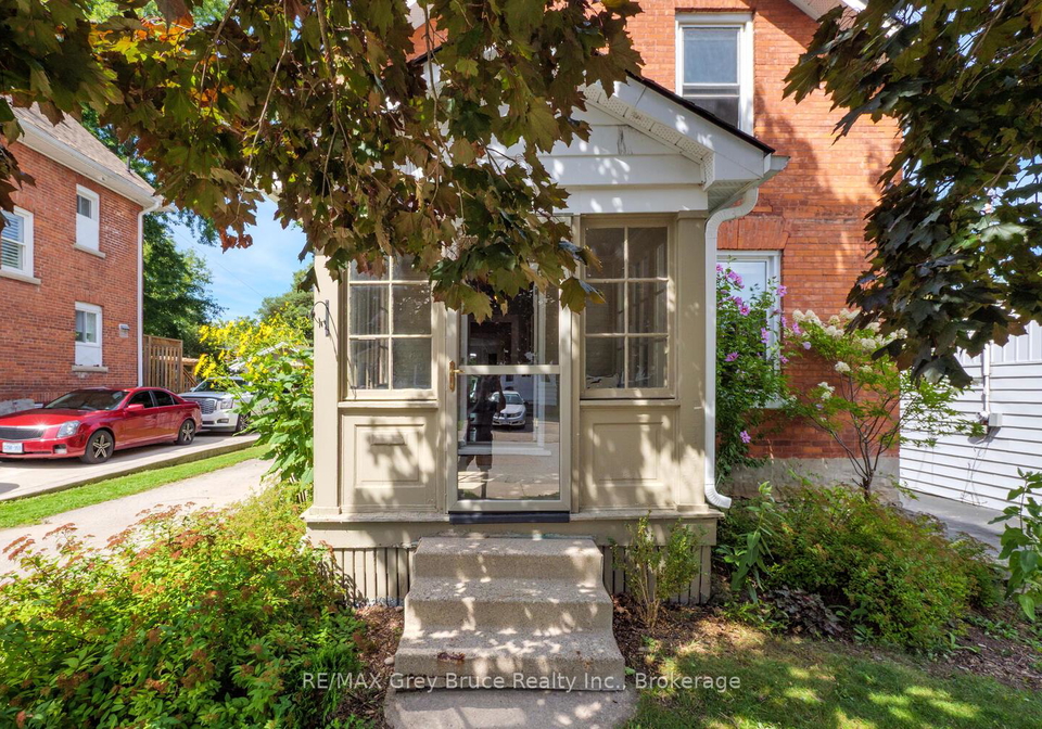 564-w-13th-a-street-owen-sound-ontario-x12372026