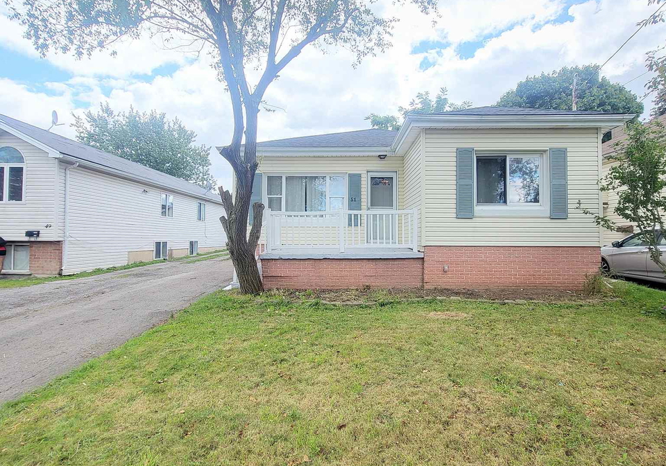 51-michael-avenue-st-catharines-ontario-x12372202