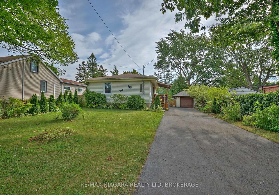 6112-montrose-road-niagara-falls-ontario-x12372345