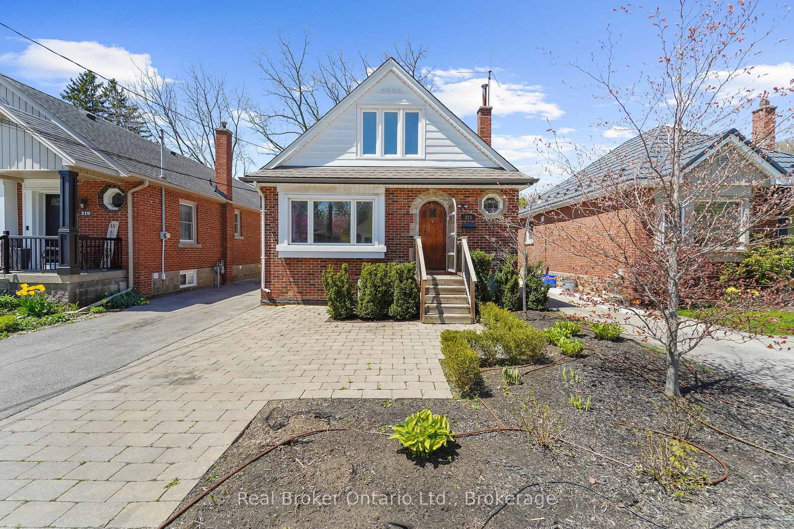 223-bond-street-n-hamilton-ontario-x12372381