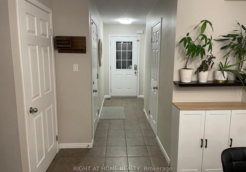 222-featherstone-crescent-kitchener-ontario-x12372419