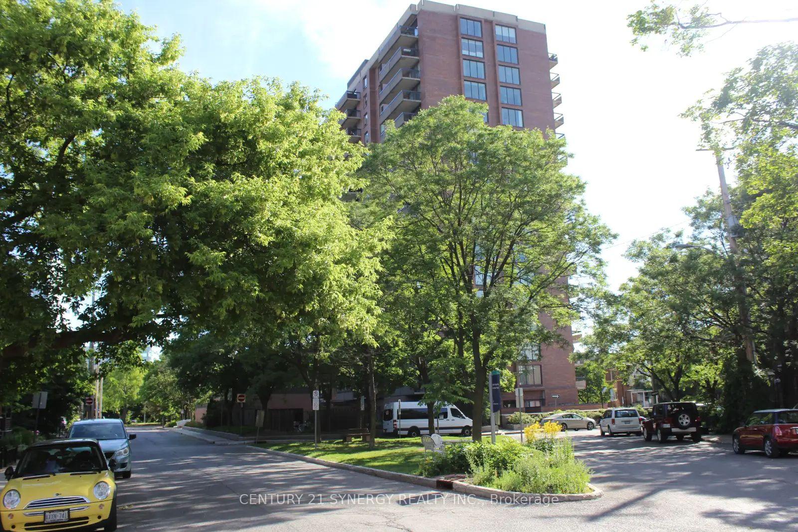 20-the-driveway-drive-ottawa-ontario-x12372432