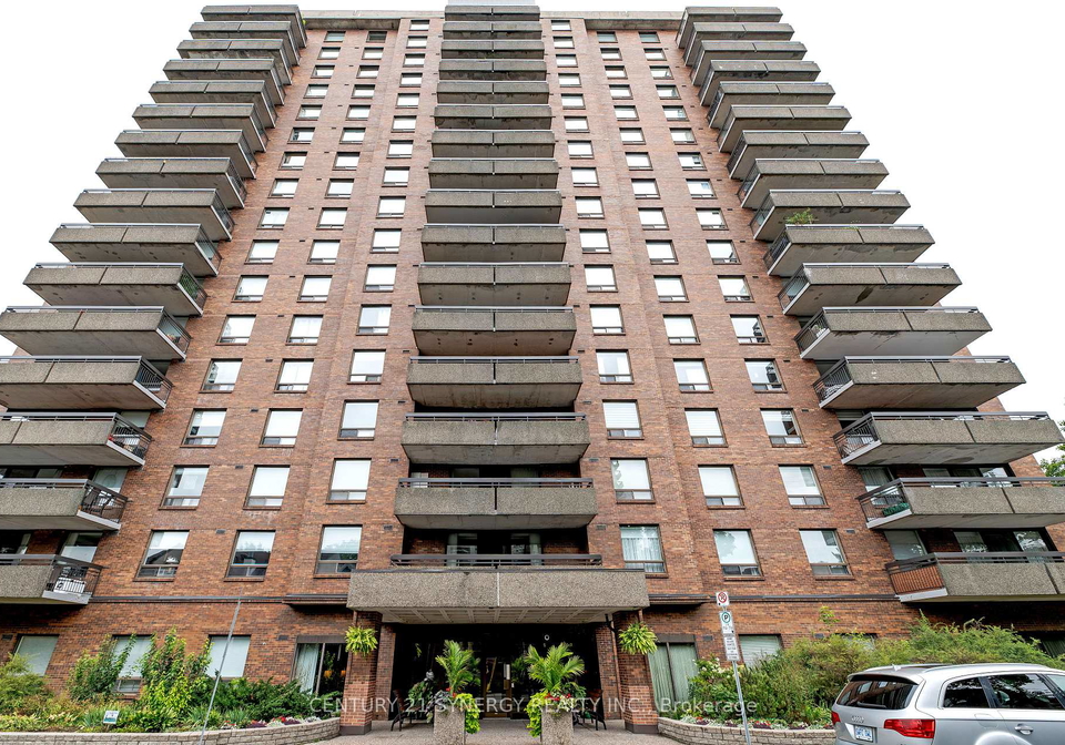 20-the-driveway-drive-ottawa-ontario-x12372432