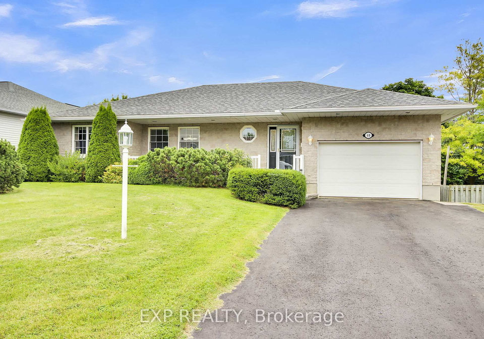 40-evelyn-street-mississippi-mills-ontario-x12372500
