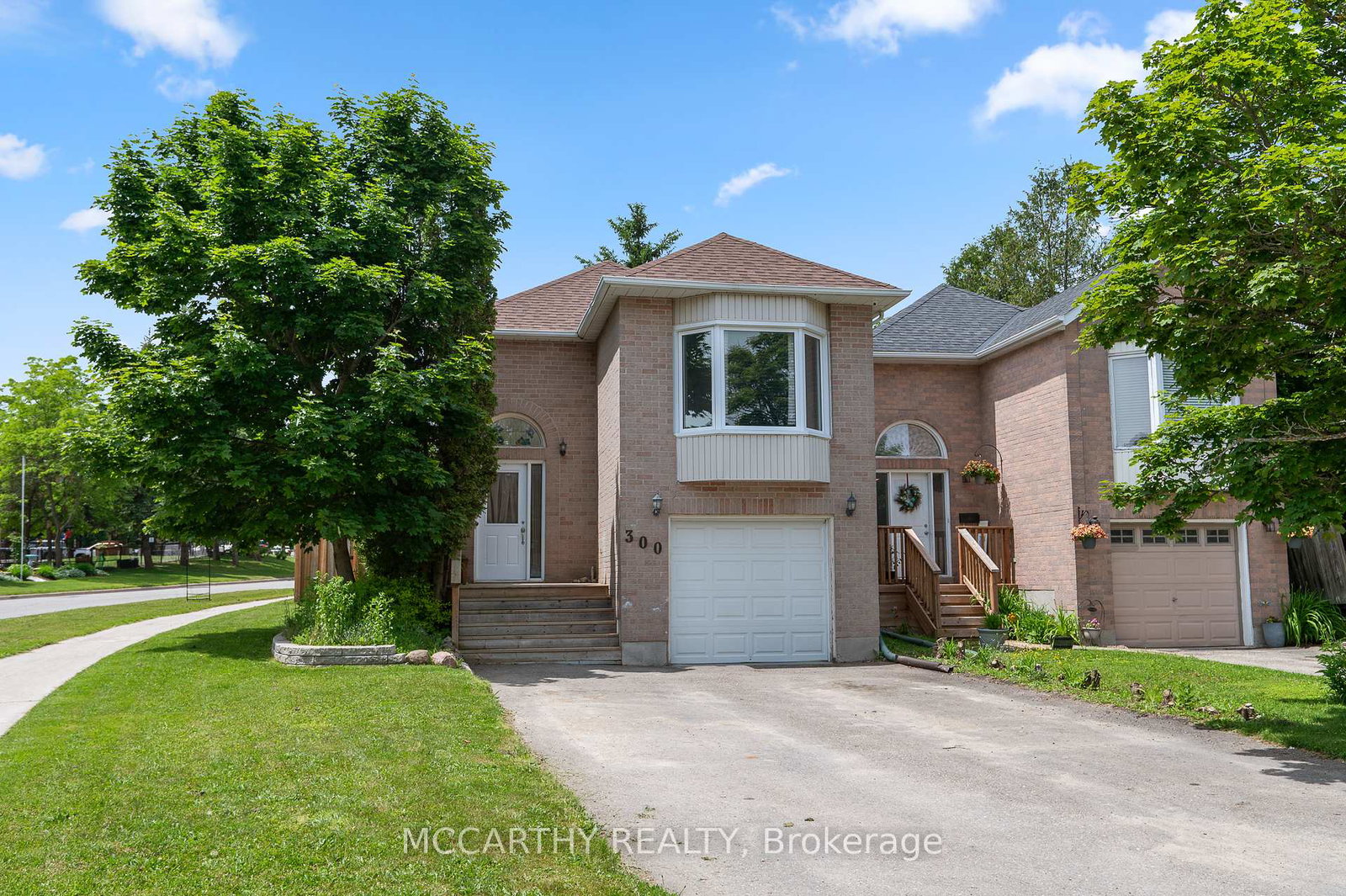 300-place-shelburne-ontario-x12372549