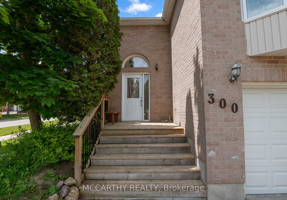 300-place-shelburne-ontario-x12372549