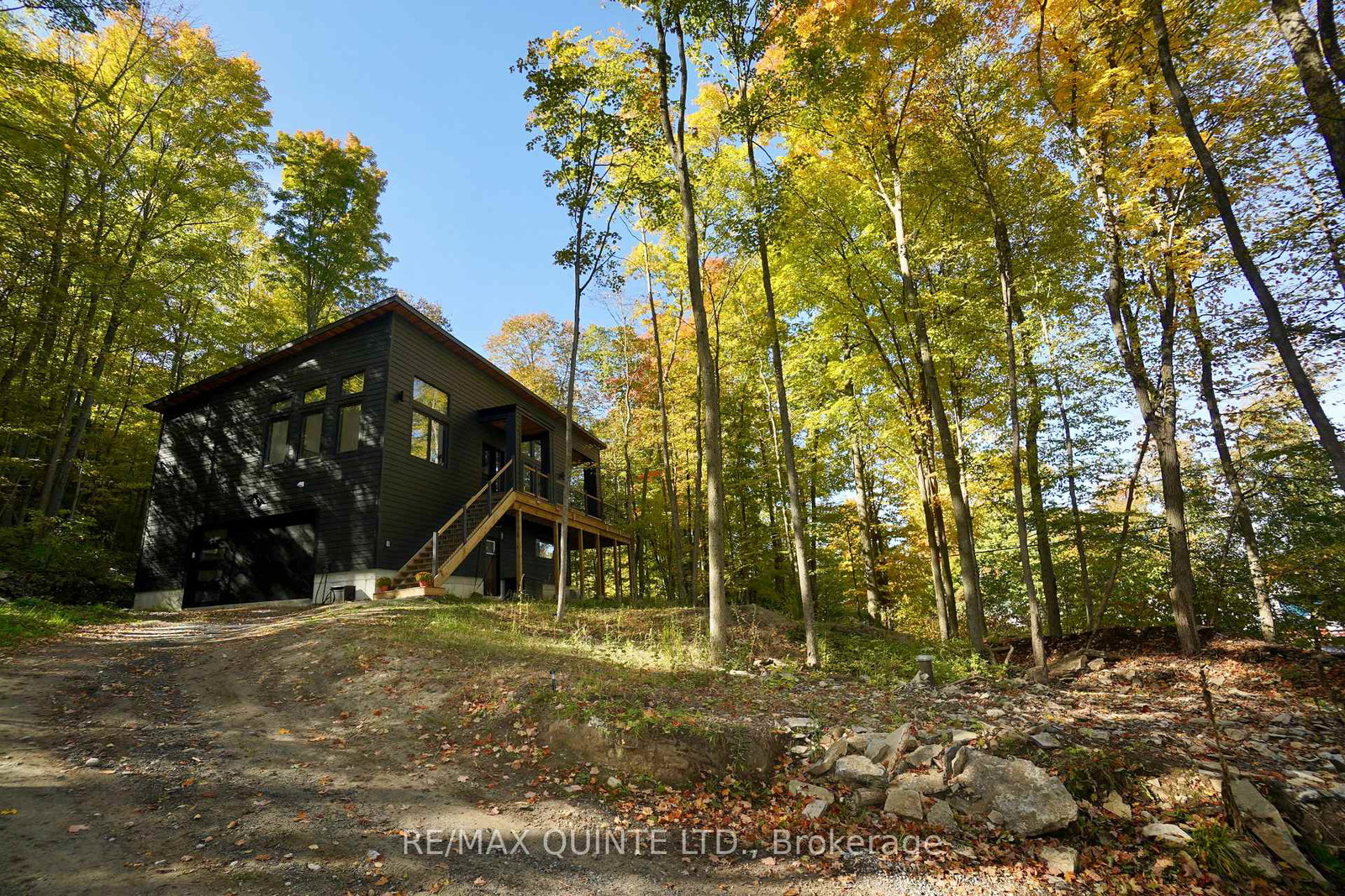 11509-loyalist-parkway-prince-edward-county-ontario-x12372690