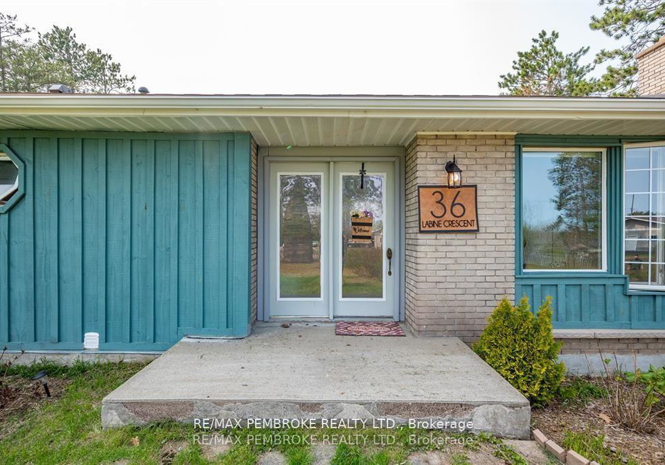36-labine-crescent-petawawa-ontario-x12372729
