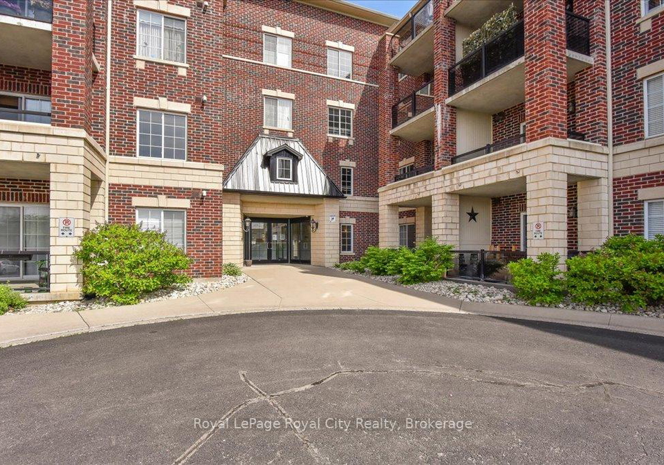 308-watson-parkway-n-guelph-ontario-x12372924