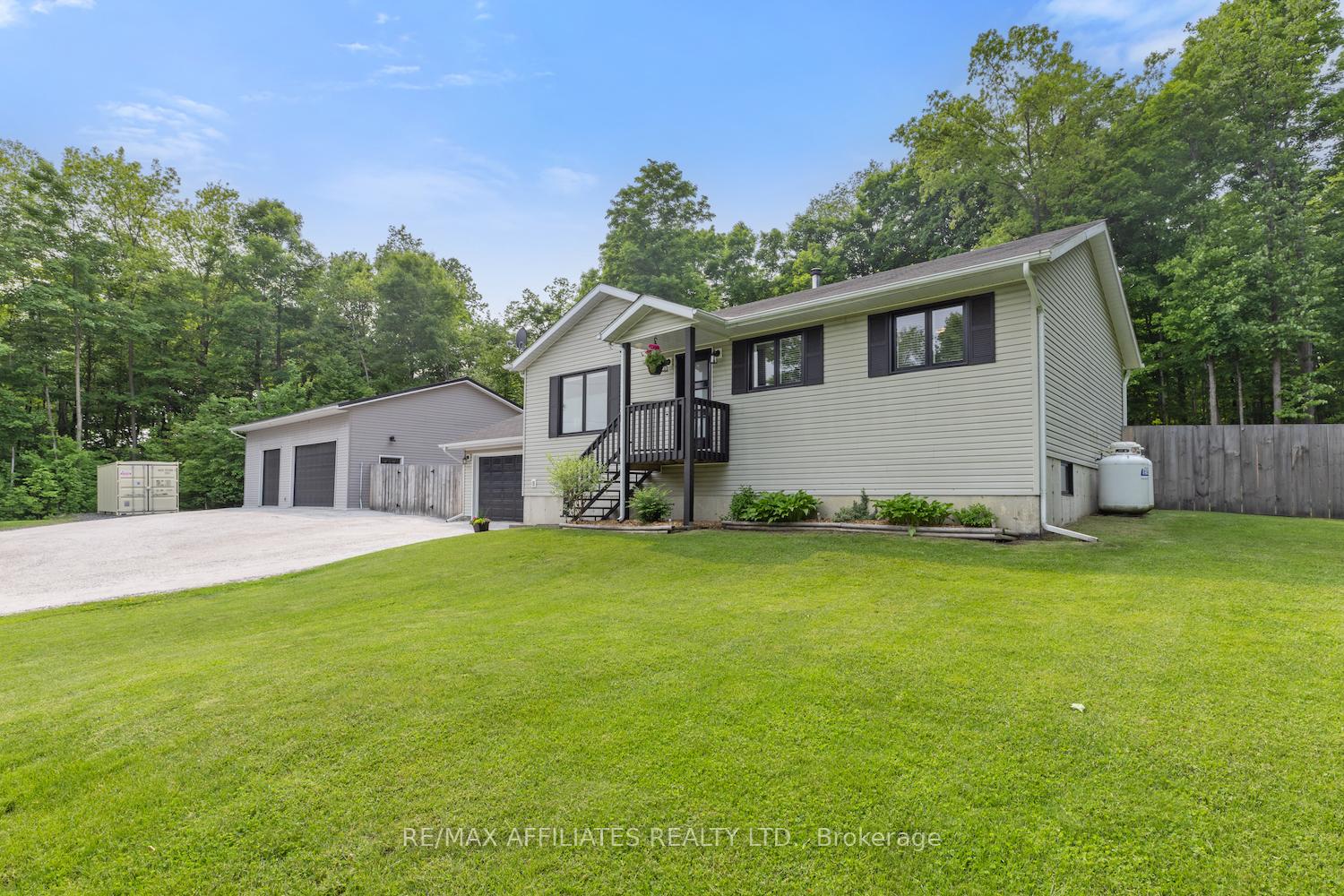 234-boyds-road-lanark-highlands-ontario-x12373128