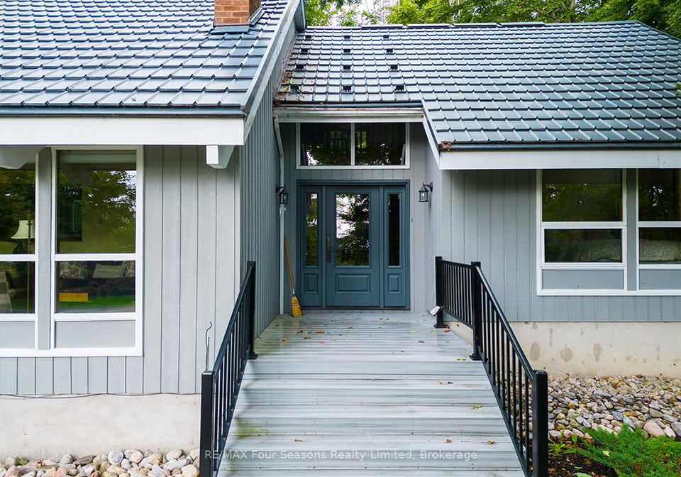 148-northmount-crescent-blue-mountains-ontario-x12373141