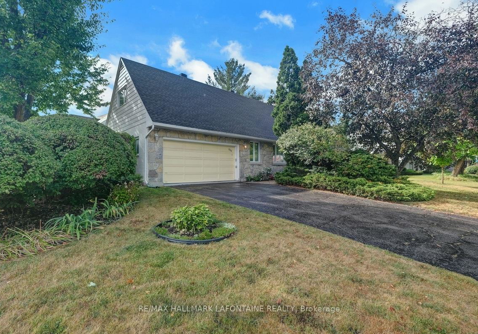 844-edgeworth-avenue-ottawa-ontario-x12373155