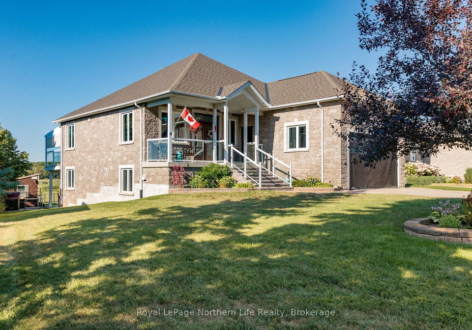 119-osprey-crescent-callander-ontario-x12373233