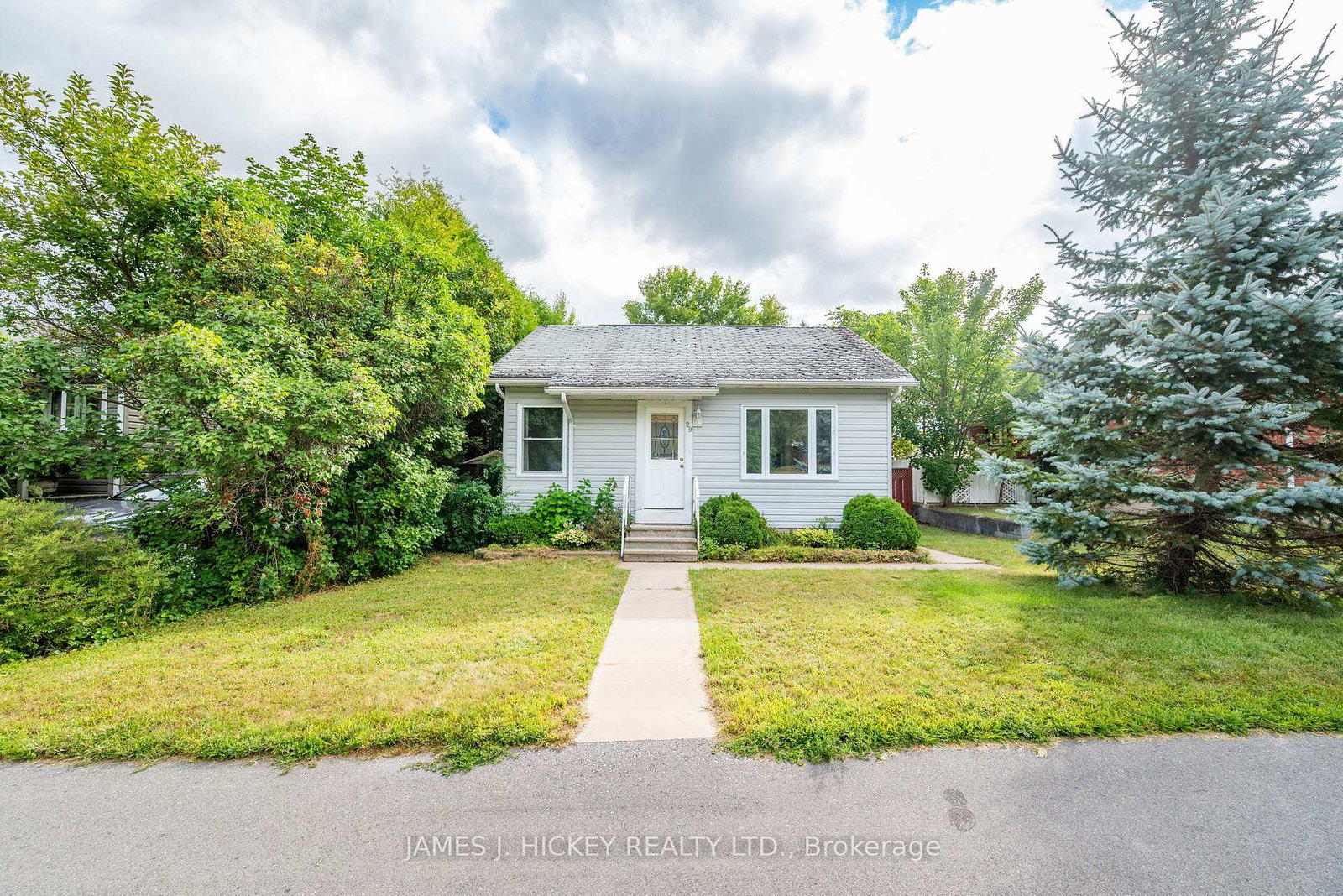 29-glendale-avenue-deep-river-ontario-x12373292