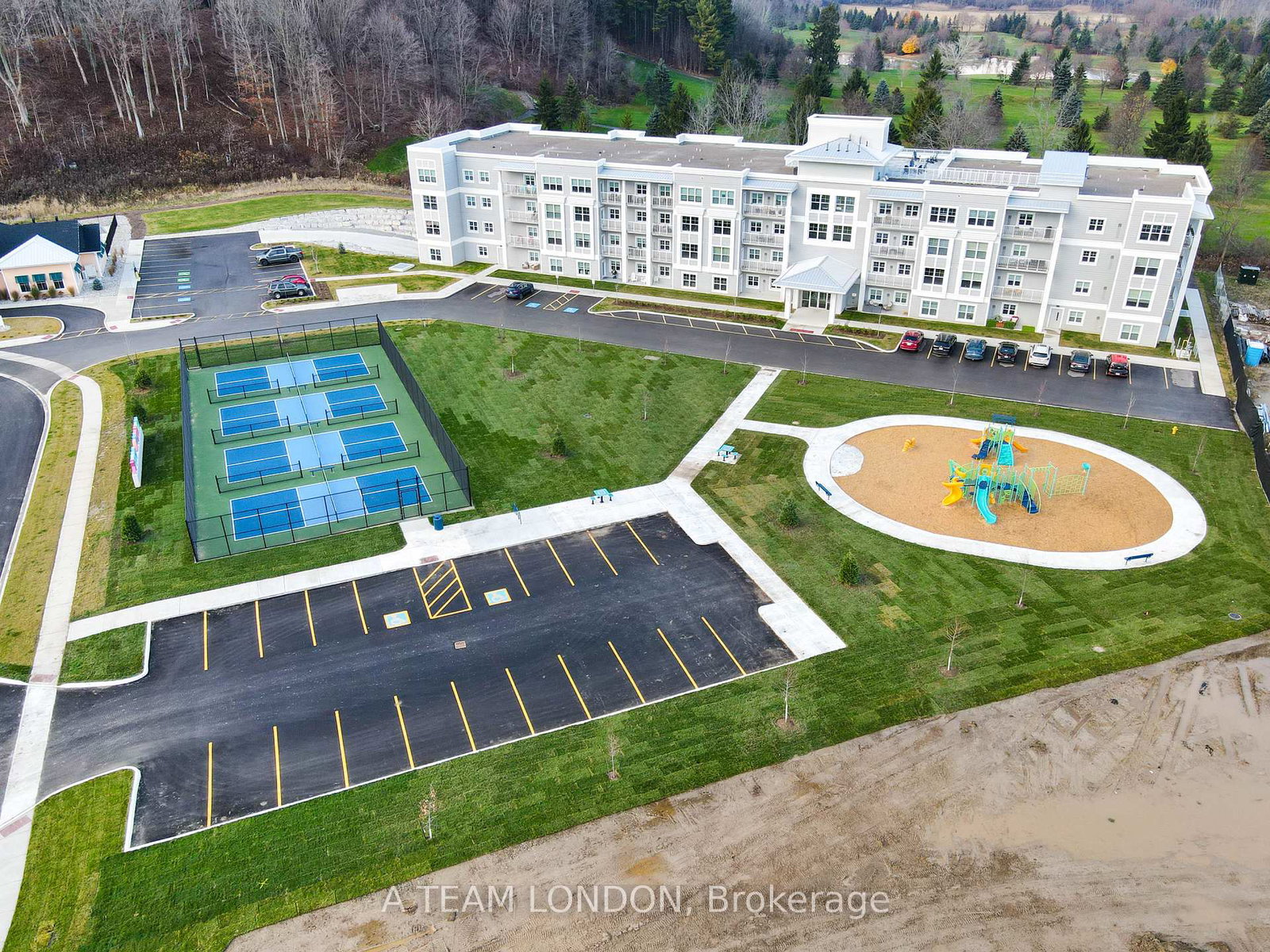 100-the-promenade-central-elgin-ontario-x12373301
