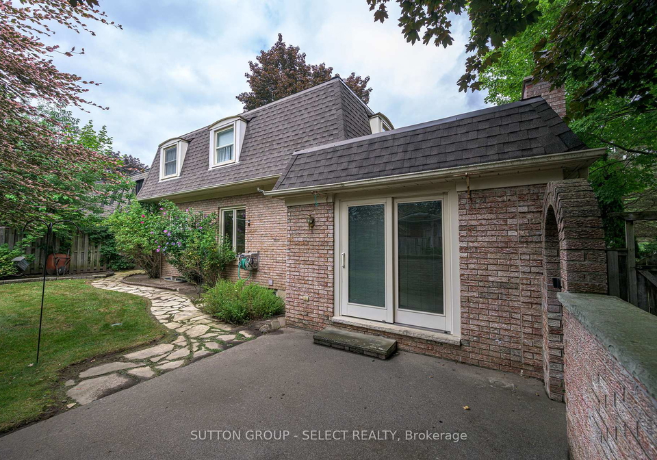 11-tanglewood-avenue-london-south-ontario-x12373372