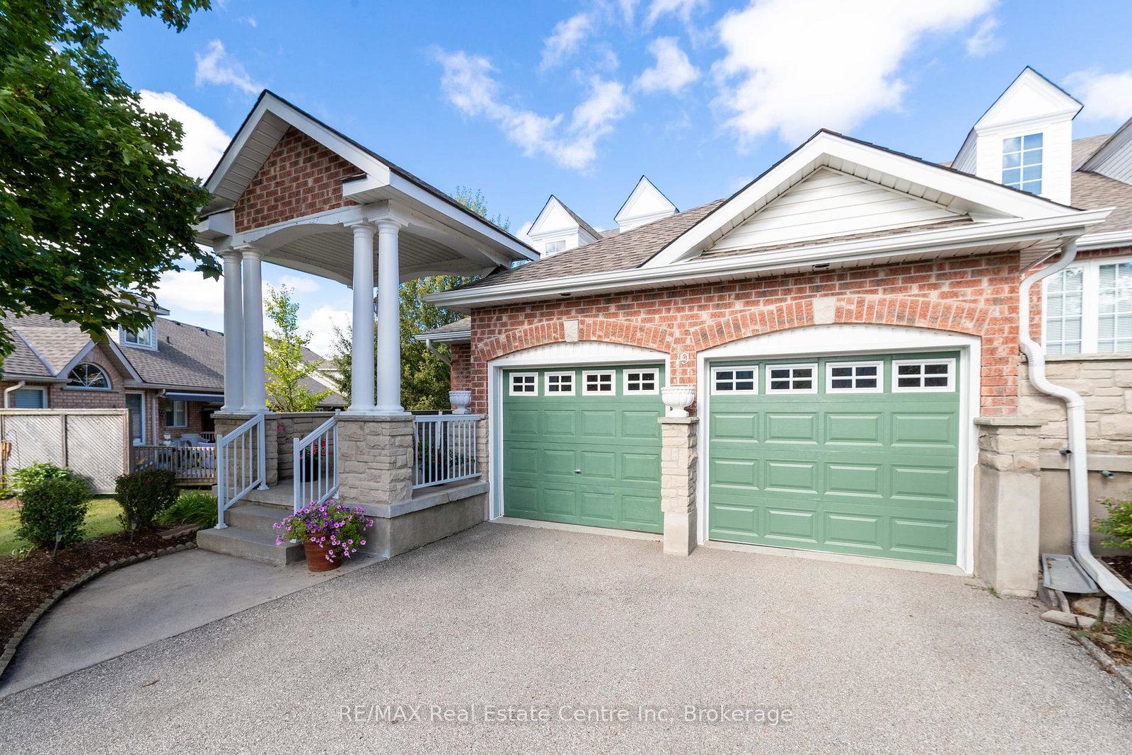 19-terraview-crescent-guelph-ontario-x12373719