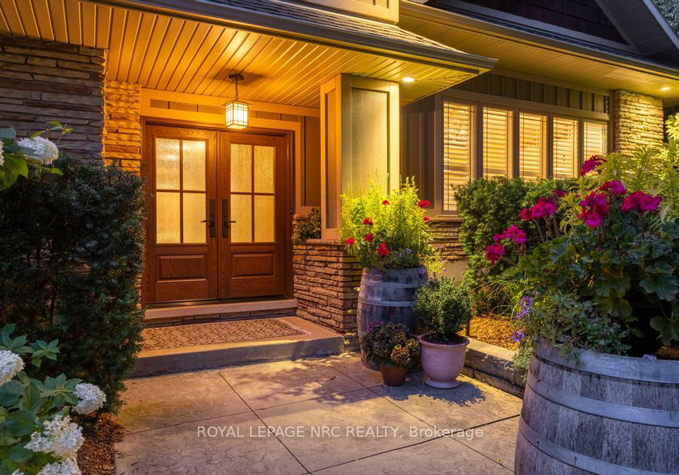 14-woodington-crescent-st-catharines-ontario-x12373788