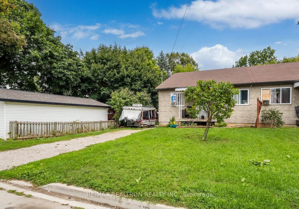 30-stinson-avenue-brantford-ontario-x12373904
