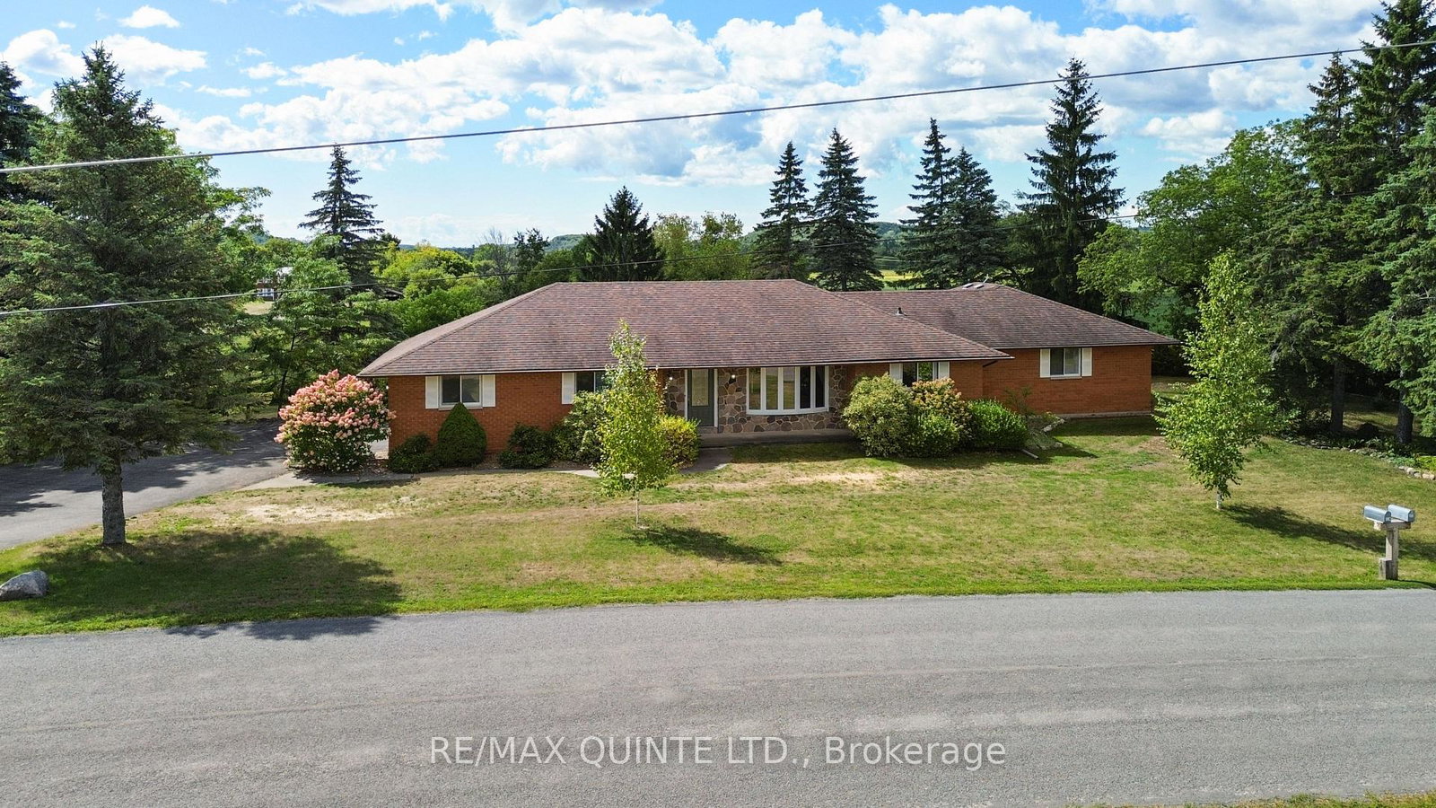 273-huffman-road-quinte-west-ontario-x12373923