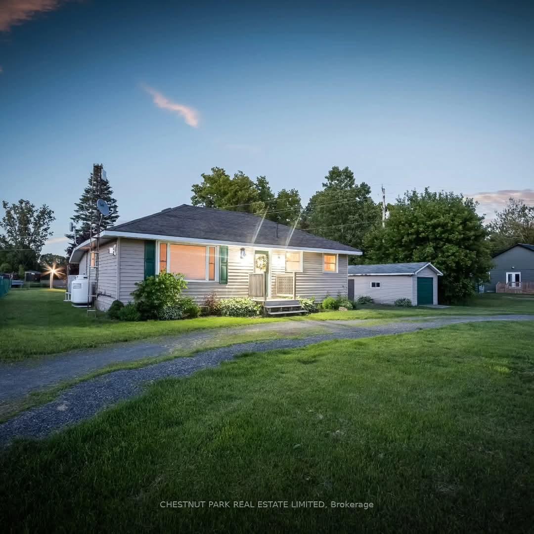 1805-county-road-10-prince-edward-county-ontario-x12373944