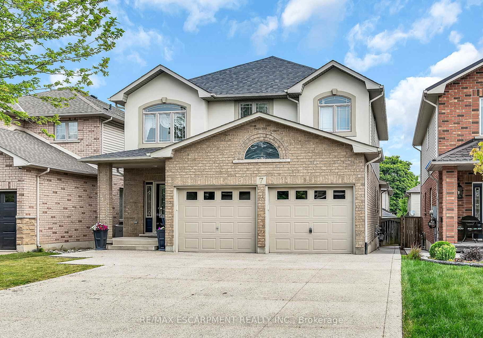 7-kathleen-court-hamilton-ontario-x12374024