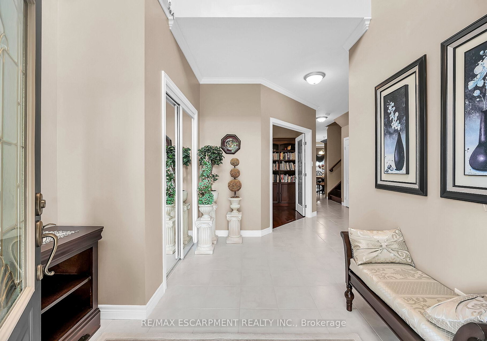 7-kathleen-court-hamilton-ontario-x12374024