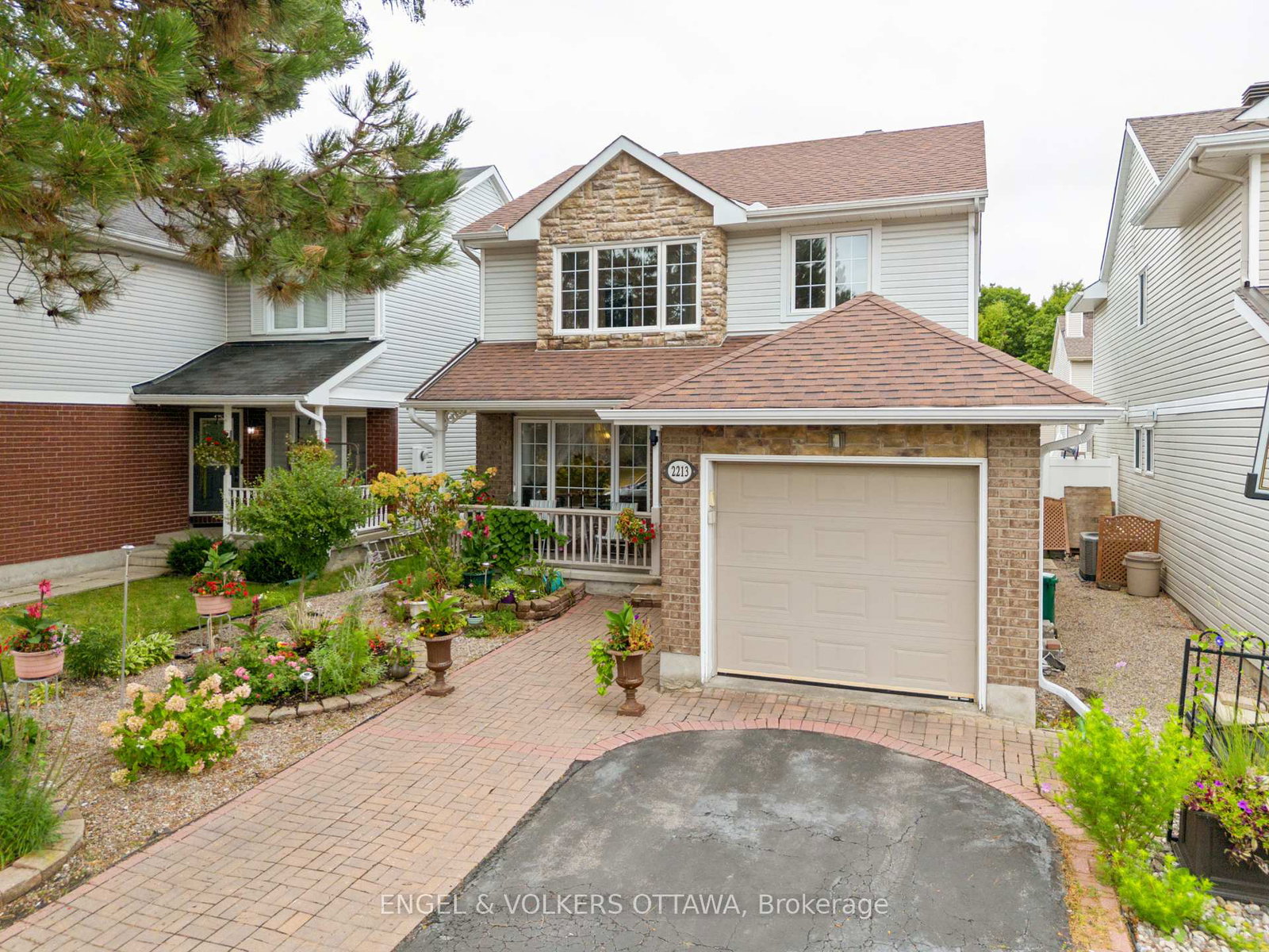 2213-noblewood-way-ottawa-ontario-x12374070