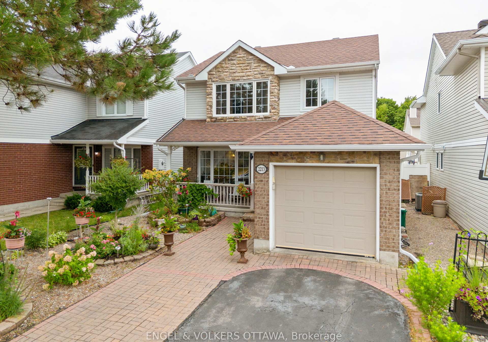 2213-noblewood-way-ottawa-ontario-x12374070