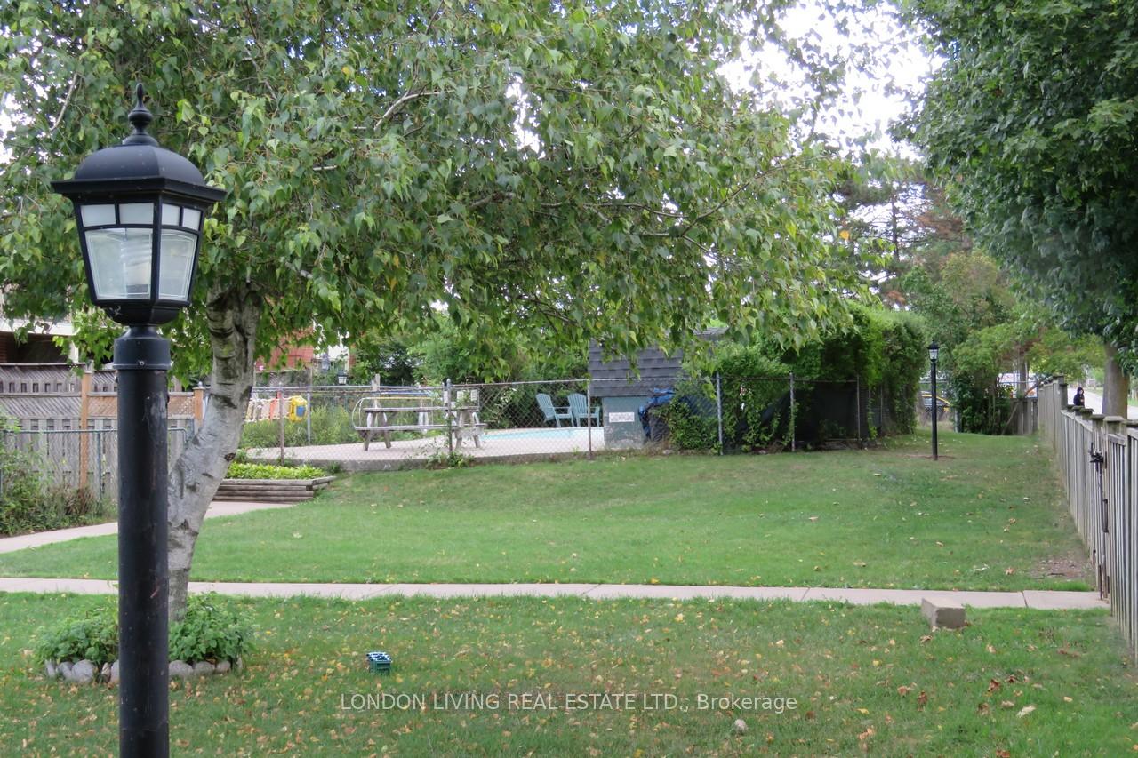 1002-kipps-lane-london-east-ontario-x12374076