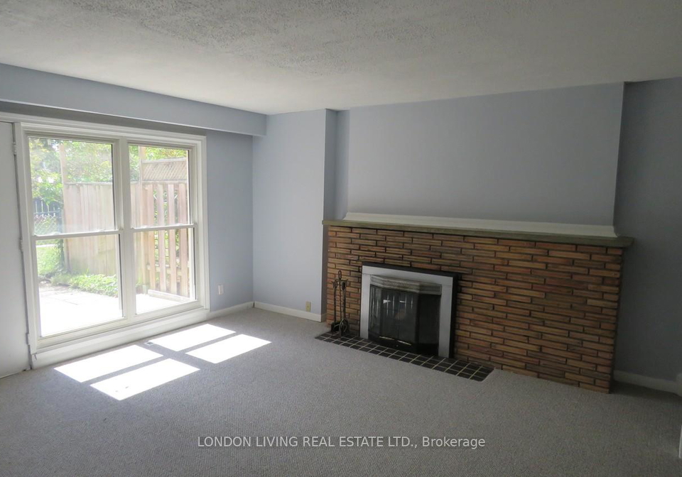 1002-kipps-lane-london-east-ontario-x12374076